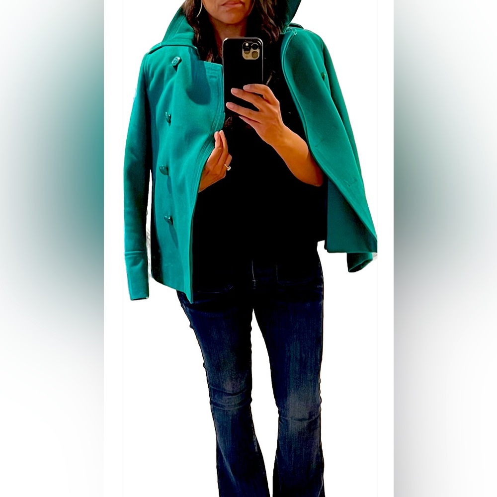 Beautiful emerald green wool peacoat